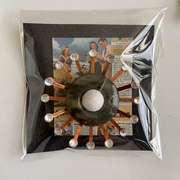 Upcycled Atomic Starburst Refrigerator Magnet Buttons Rhinestones - Picture 3 of 3